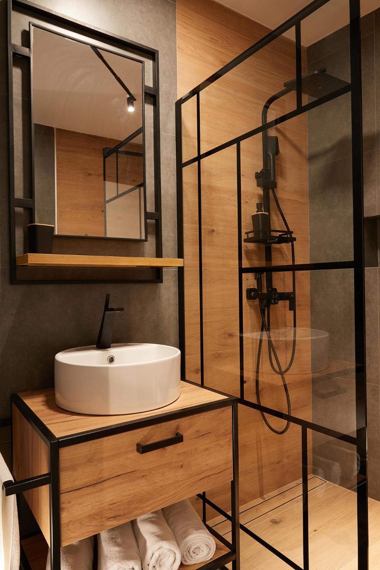Giovi Central Apartment Cluj-Napoca Eksteriør billede